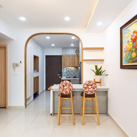 הו צ'י מין סיטי Home, Cosy&Luxury Apartment - 5Mins To Airport, Free Pool&Gym, Airport Pick Up Service מראה חיצוני תמונה